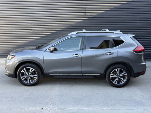 Used 2017 Nissan Rogue SL w/ SL Premium Package AWD/4WD image 10