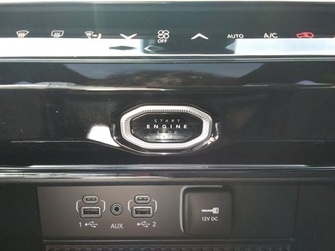 Used 2026 Jeep Grand Cherokee Limited AWD/4WD image 18