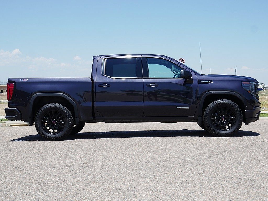 Used 2023 GMC Sierra 1500 Elevation AWD/4WD image 6