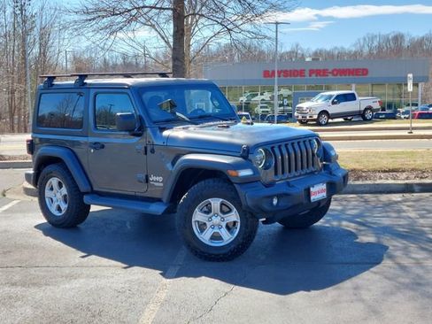 Used 2020 Jeep Wrangler Sport S image 2