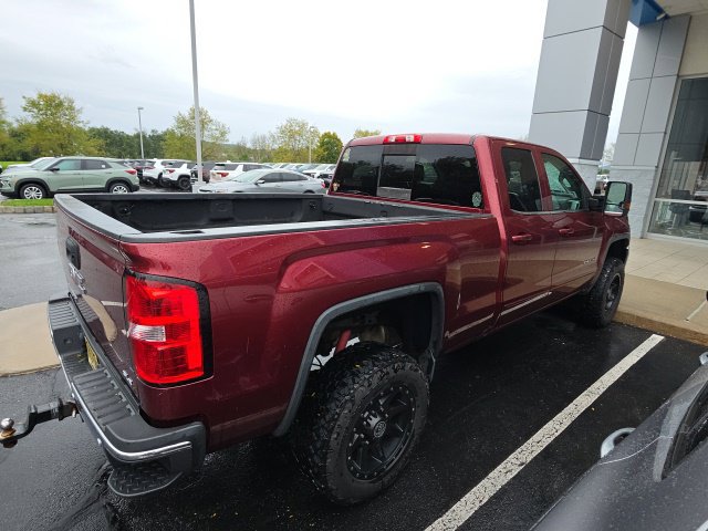 Used 2016 GMC Sierra 2500 SLE w/ HD SLE Value Package AWD/4WD image 4