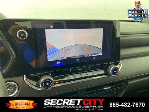 Used 2024 Chevrolet Colorado Trail Boss AWD/4WD image 21
