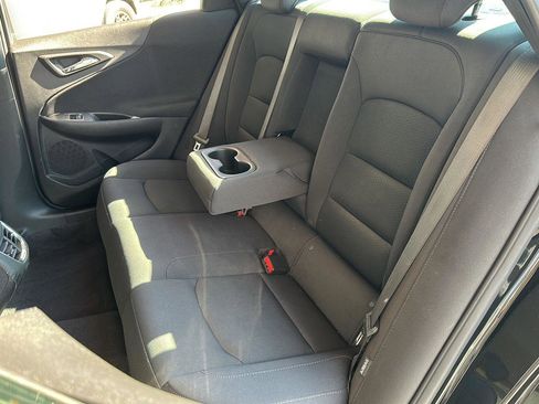 Used 2025 Chevrolet Malibu LT image 15