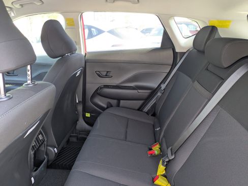 New 2026 Hyundai Kona SE image 13