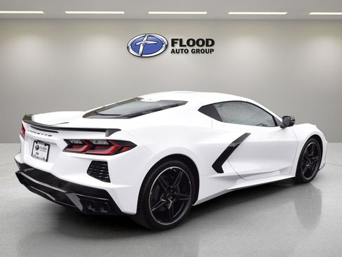 Used 2024 Chevrolet Corvette Stingray Preferred Cpe w/ Battery Protection Package RWD image 4