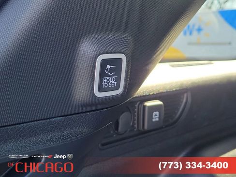 New 2026 Jeep Grand Cherokee Laredo image 8