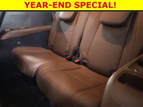 Certified 2024 Mercedes-Benz GLS 450 4MATIC w/ AMG Line Exterior image 39