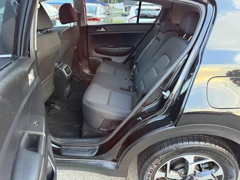 Used 2022 Kia Sportage LX FWD image 10