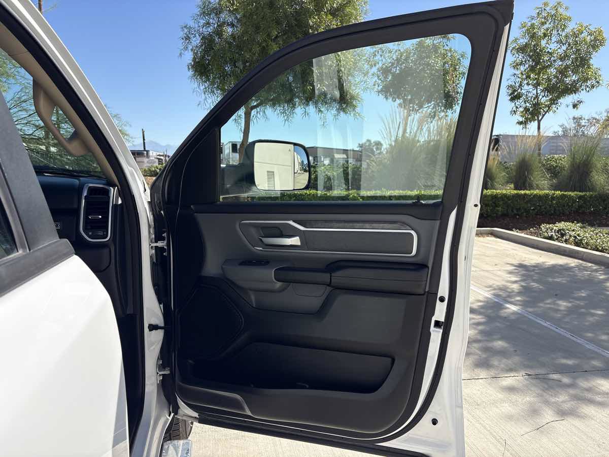 Used 2020 RAM 1500 Big Horn AWD/4WD image 15