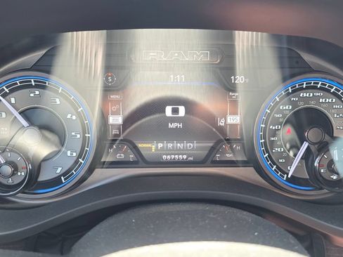 Used 2022 RAM 1500 Limited AWD/4WD image 17