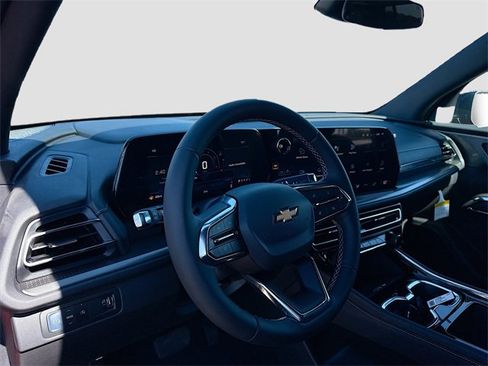 New 2026 Chevrolet Traverse LT w/ LPO, Floor Liner Package image 12