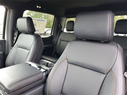 New 2025 Ford F150 Lariat w/ Equipment Group 502A High image 17