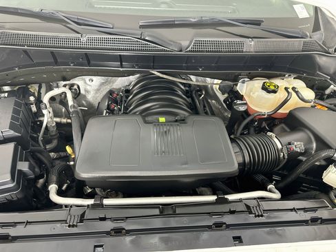 Used 2021 Chevrolet Silverado 1500 Custom Trail Boss w/ LPO, Dark Essentials Package AWD/4WD image 32