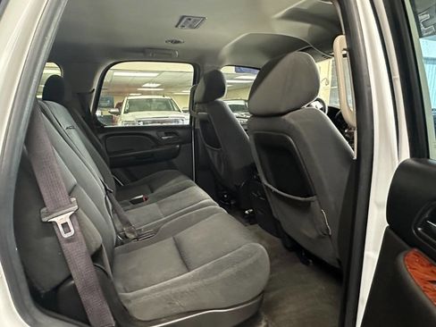 Used 2009 Chevrolet Tahoe LT image 10