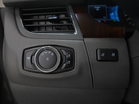 Used 2014 Ford Edge Limited image 23