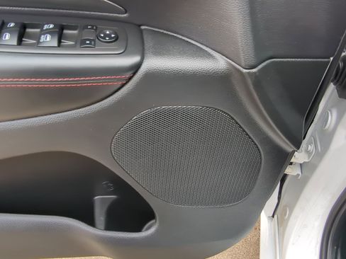 Used 2024 Dodge Durango GT image 14