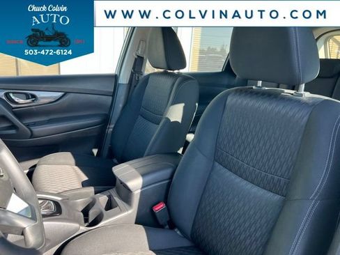 Used 2018 Nissan Rogue S AWD/4WD image 14