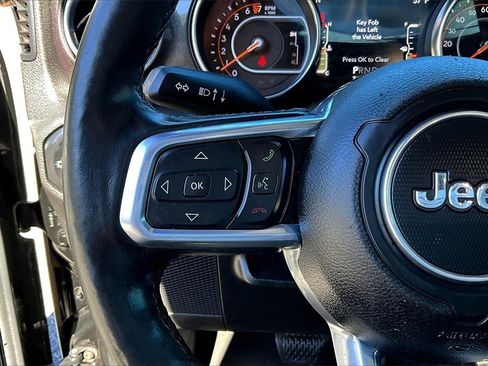 Used 2021 Jeep Wrangler Unlimited Sahara image 11