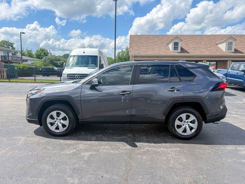 Used 2023 Toyota RAV4 LE AWD/4WD image 11