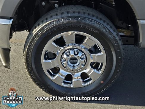 Used 2024 Ford F350 Lariat w/ Chrome Package image 14