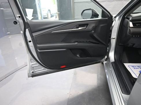 Used 2025 Toyota Camry LE w/ Convenience Package FWD image 9