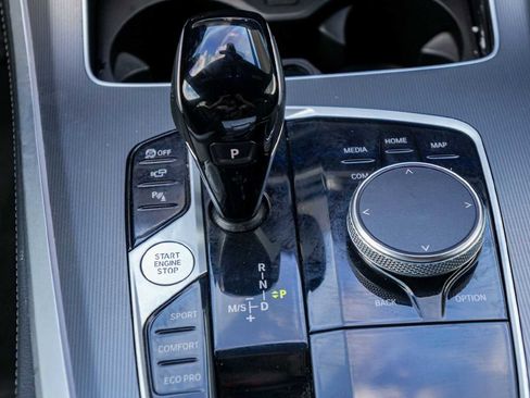 Used 2022 BMW X5 xDrive40i w/ Premium Package image 17