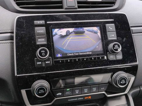 Used 2019 Honda CR-V LX image 19