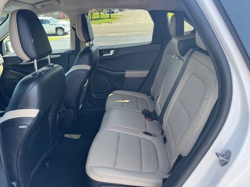 Used 2020 Ford Escape SEL FWD image 15