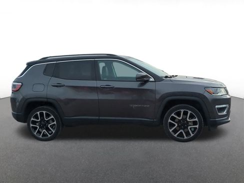 Used 2018 Jeep Compass Limited w/ Navigation Group image 7