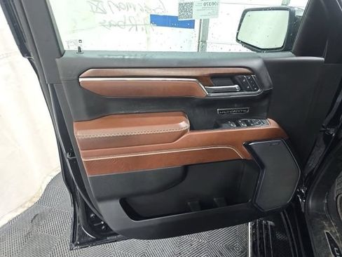 Used 2024 GMC Sierra 1500 Denali Ultimate AWD/4WD image 14