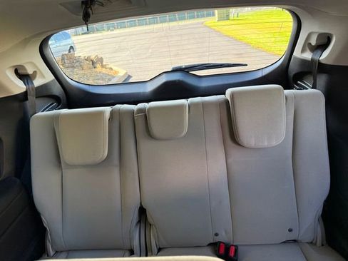 Used 2019 Subaru Ascent Premium image 8