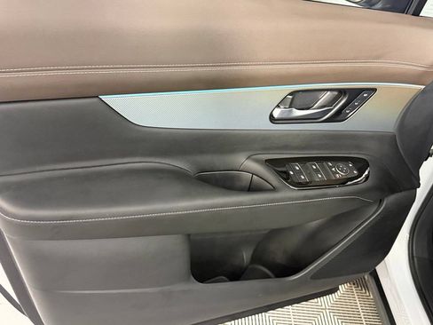 Used 2025 Nissan Murano Platinum w/ Cargo Package AWD/4WD image 27