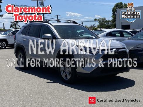 Used 2023 Toyota RAV4 XLE AWD/4WD image 1