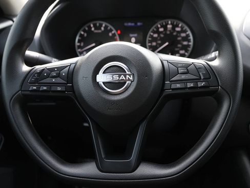 Used 2025 Nissan Sentra S FWD image 17