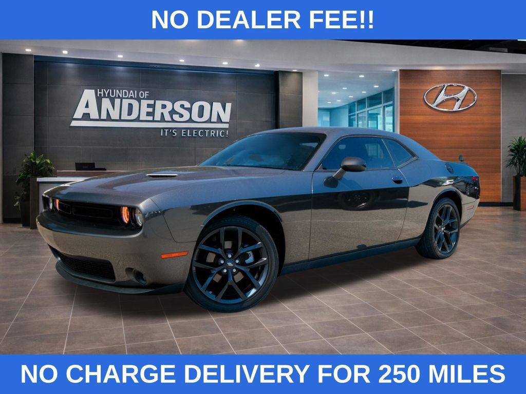 Used 2023 Dodge Challenger SXT w/ Blacktop Package RWD 360° Tour