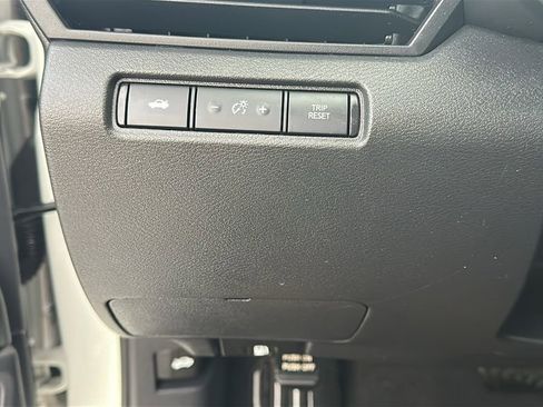 Used 2024 Nissan Altima 2.5 SV image 20