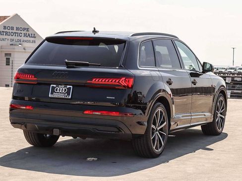 Used 2023 Audi Q7 3.0T Prestige w/ Prestige Package AWD/4WD image 4