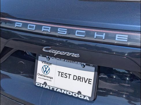 Used 2021 Porsche Cayenne AWD/4WD image 21