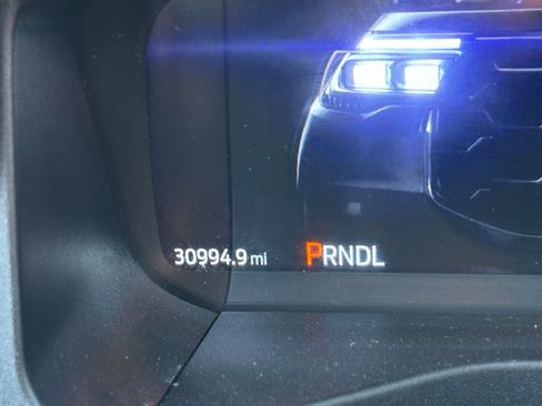 Used 2025 Ford Explorer ST-Line w/ ST-Line Street Pack AWD/4WD image 9