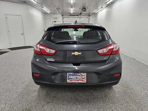Used 2018 Chevrolet Cruze LT w/ LT Convenience Package FWD image 5