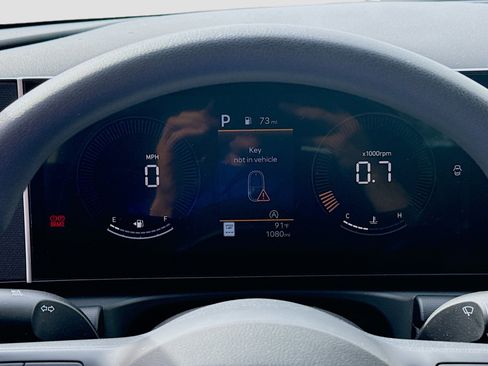 New 2025 Hyundai Tucson SE FWD image 9