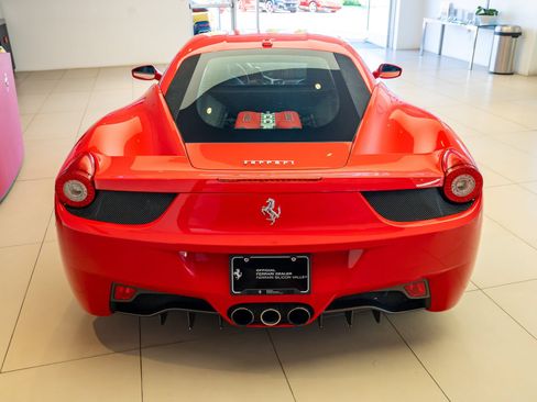 Used 2010 Ferrari 458 Italia Coupe RWD image 5