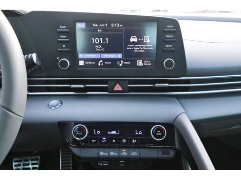 Certified 2025 Hyundai Elantra Sport FWD image 24