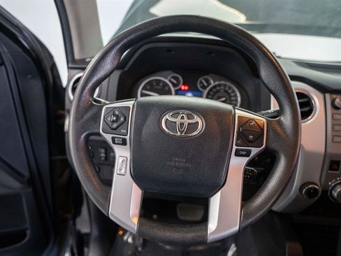 Used 2016 Toyota Tundra SR5 w/ SR5 Upgrade Package AWD/4WD image 14