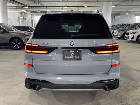 Used 2025 BMW X7 xDrive40i w/ M Sport Package AWD/4WD image 7
