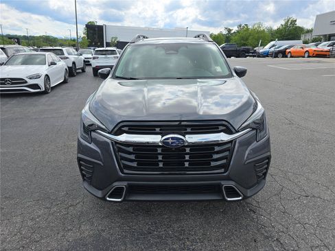 Used 2024 Subaru Ascent Touring AWD/4WD image 8
