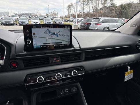 New 2025 Honda Pilot Touring image 28