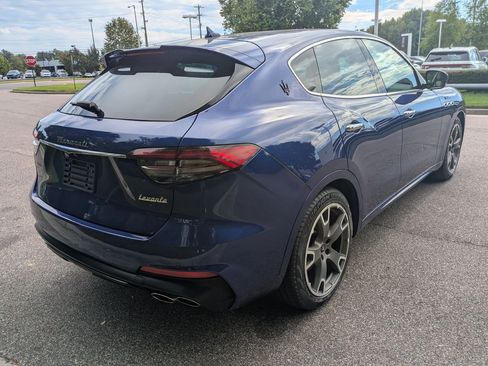 Certified 2022 Maserati Levante Modena image 6