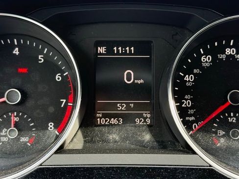 Used 2016 Volkswagen Jetta Sport w/ Lighting Package FWD image 16