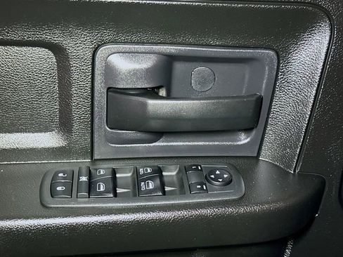 Used 2019 RAM 1500 Express w/ Express Value Package image 17